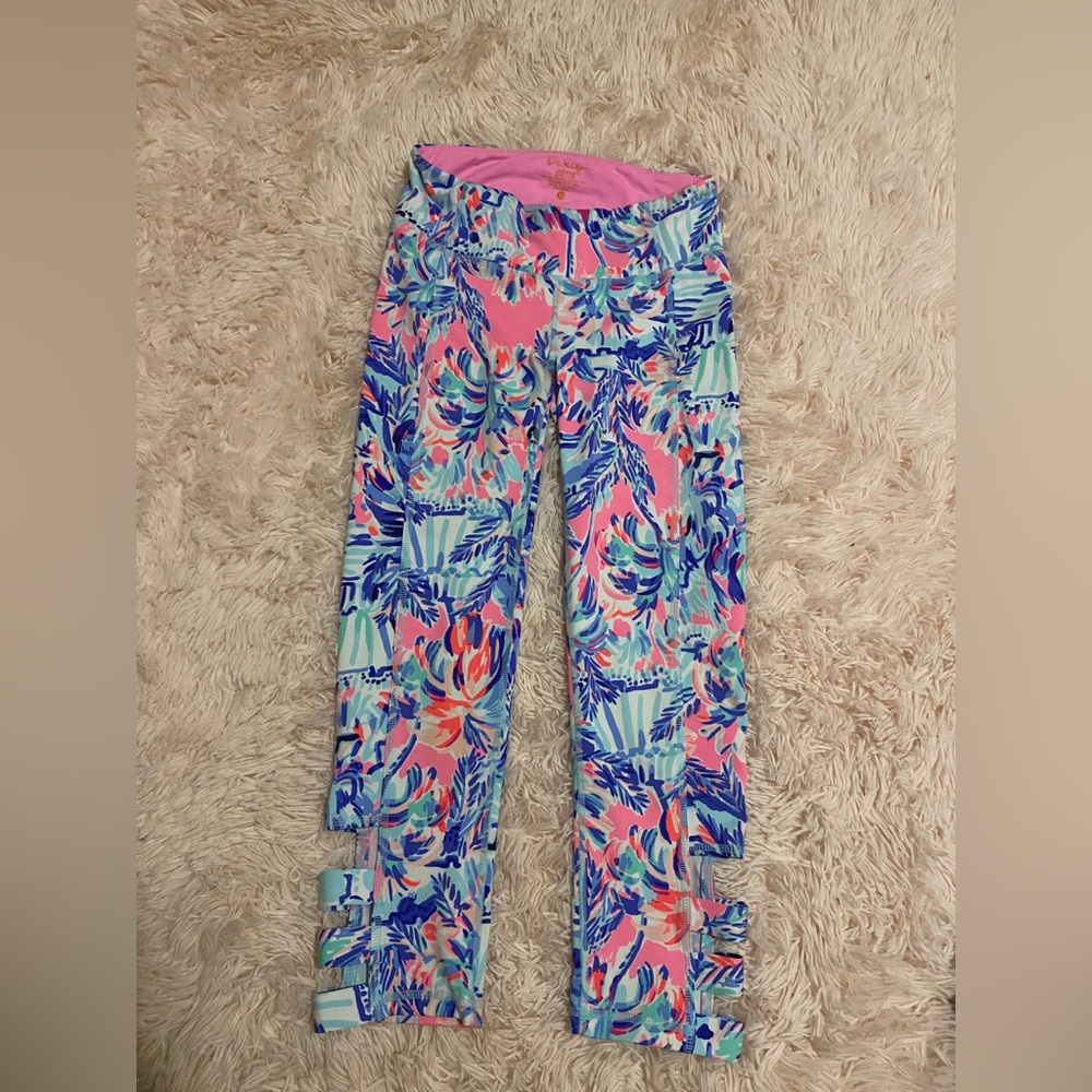 Lilly Pulitzer UPF 50” Weekender Cropped Multi Cabana Cocktail Leggings